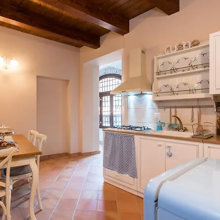 Vendégház Palazzo Don Carlo 3*